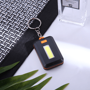 Mini portachiavi con torcia a LED