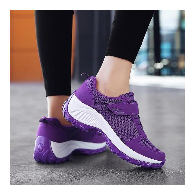 Scarpe sportive da donna confortevoli e traspiranti